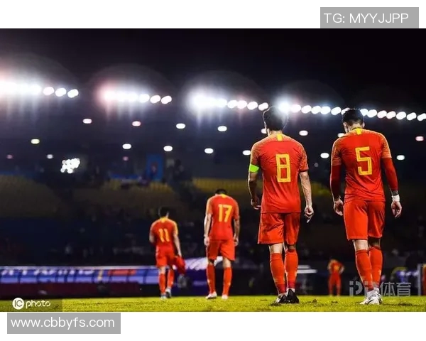 勇士与火箭激战四月一日赛场巅峰对决精彩纷呈引发球迷热议