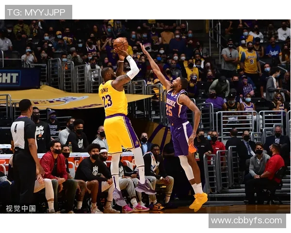 勇士与湖人激战正酣2017年11月30日精彩回顾与赛后分析